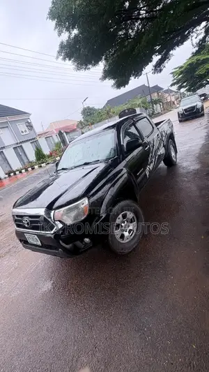 Toyota Tacoma 2013 Black
