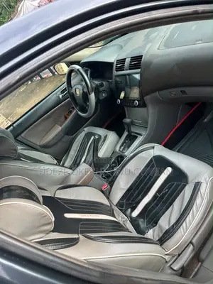 Honda Accord 2005 Gray