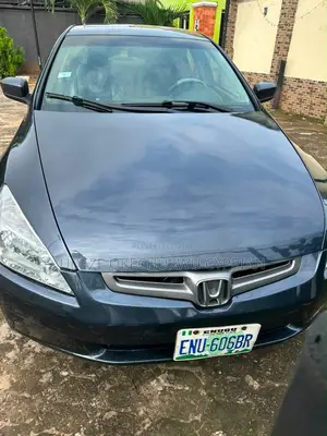 Honda Accord 2005 Gray