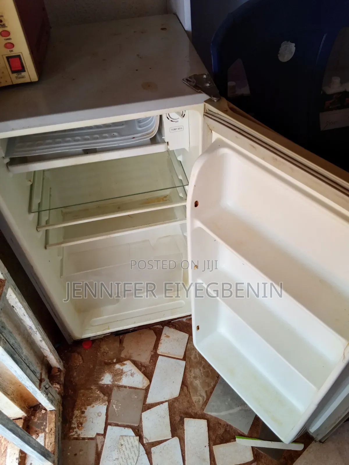 Used Student Fridge in a Perfect Working Condition