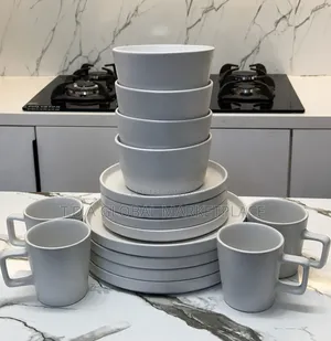 16 Pieces Dinner Set (White Black) – Elegant Dining Set