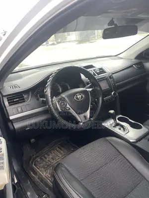Toyota Camry SE 4dr Sedan (2.5L 4cyl 6A) 2014 Burgundy