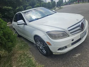 Mercedes-Benz C300 2011 White