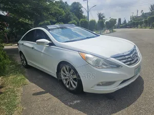 Hyundai Sonata 2013 White