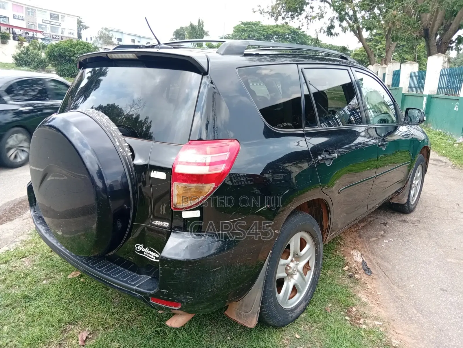 Toyota RAV4 2010 Black