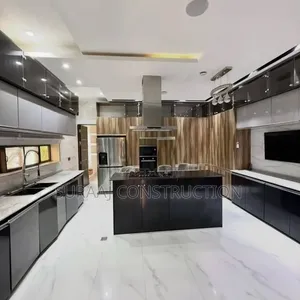 Contemporary Duplex Set Up