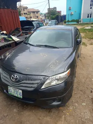 Toyota Camry 2010 Gray