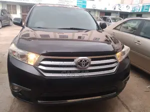 Toyota Highlander 2012 Gray