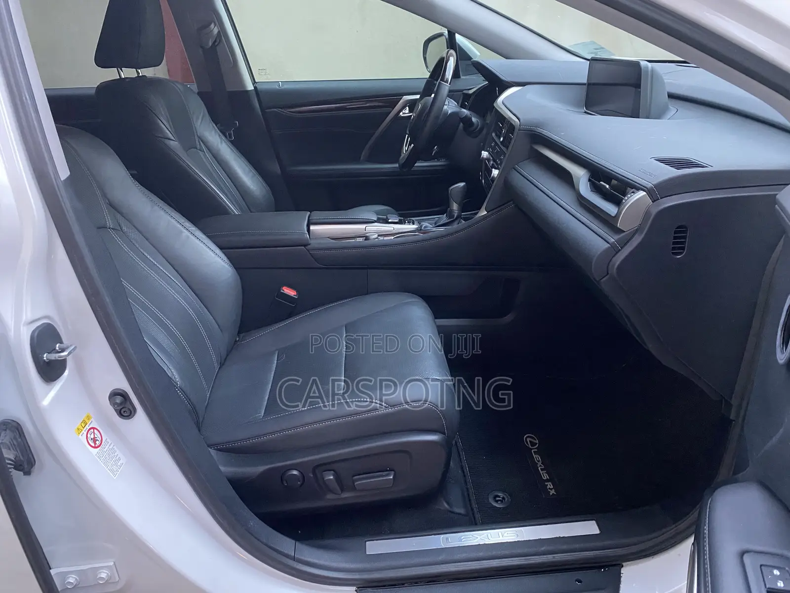 Lexus RX 350 AWD 2017 White