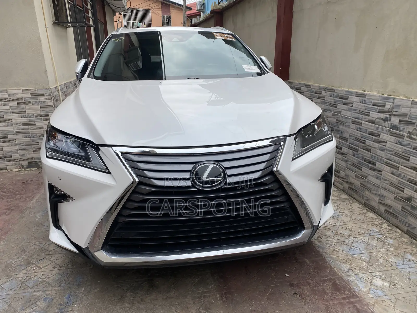 Lexus RX 350 AWD 2017 White