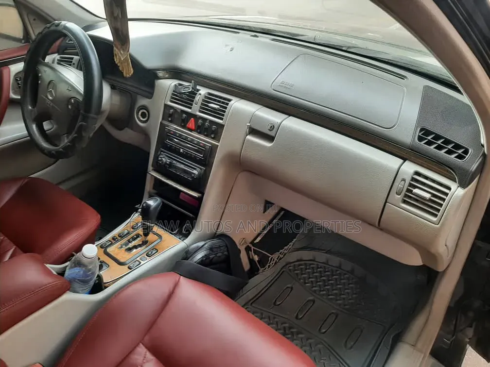 Mercedes-Benz E320 2002 Black