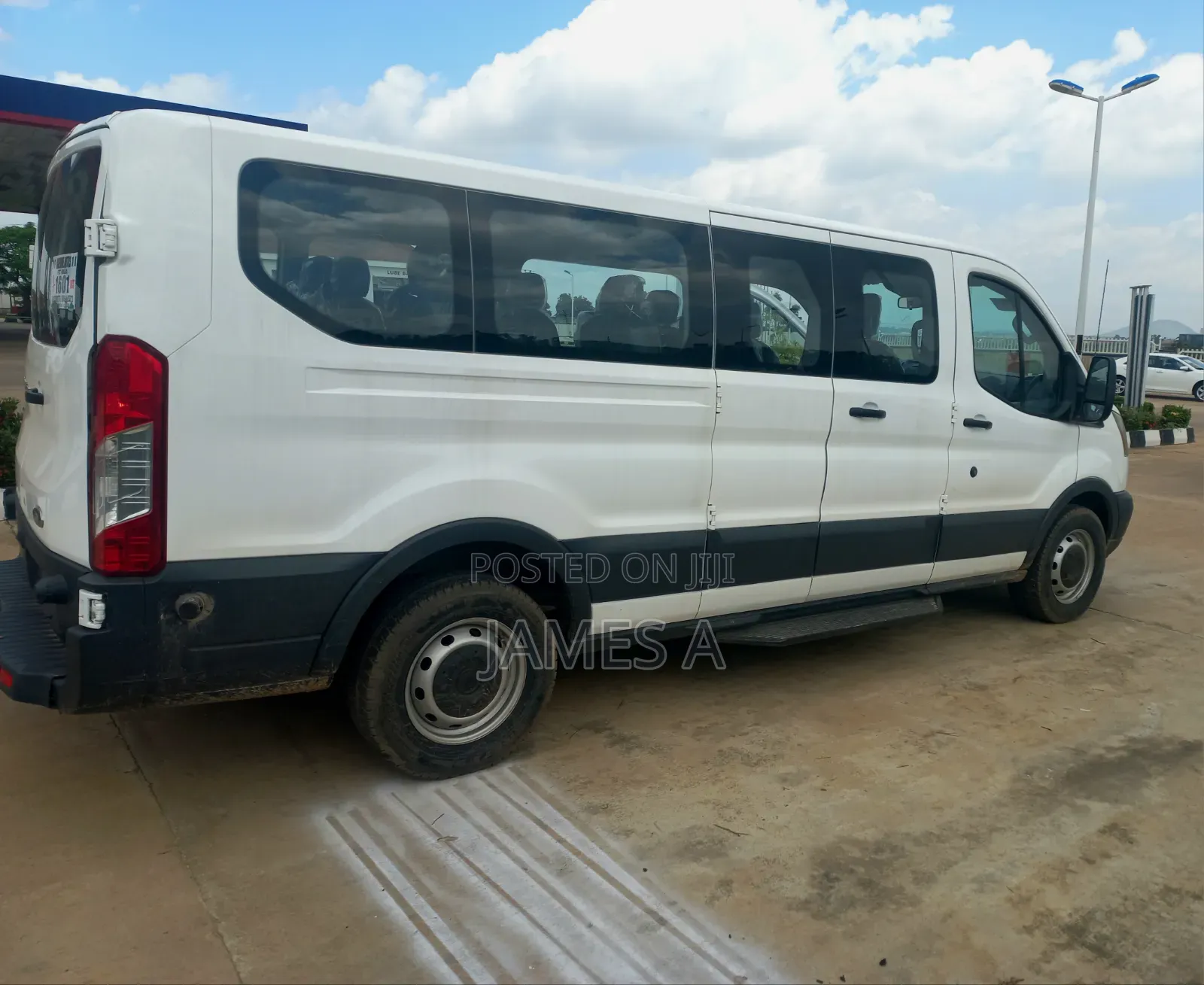 Ford Transit-350 2017 White