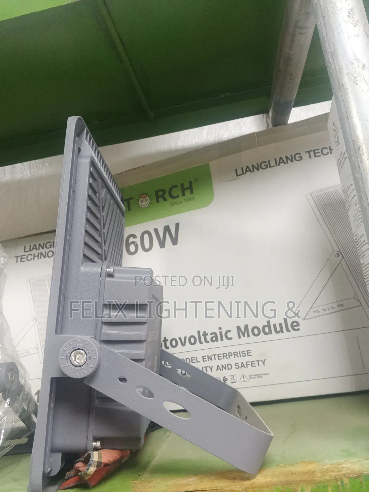 Ctorch 500w Solar Flood Light