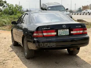 Lexus ES 300 2002 Black