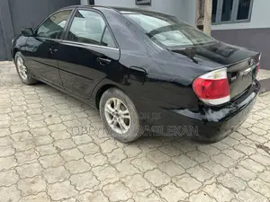 Toyota Camry LE 4dr Sedan (2.4L 4cyl 5A) 2005 Black