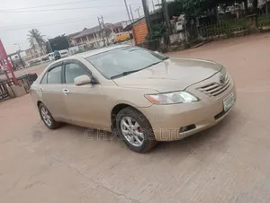 Toyota Camry 2008 Gold