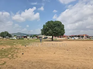 300sqm Commercial Plaza Plot Available