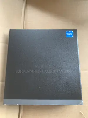 Desktop Computer Lenovo 16GB Intel Core i5 SSD 256GB