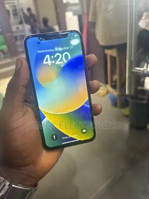 Apple iPhone X 256 GB White