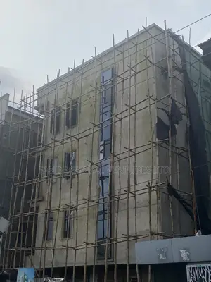 2bdrm Apartment in Ojuelegba for sale