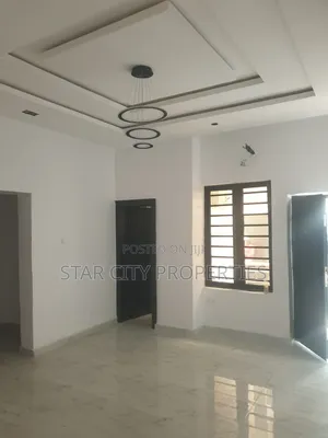 2bdrm Apartment in Magodo Phase 2 for rent