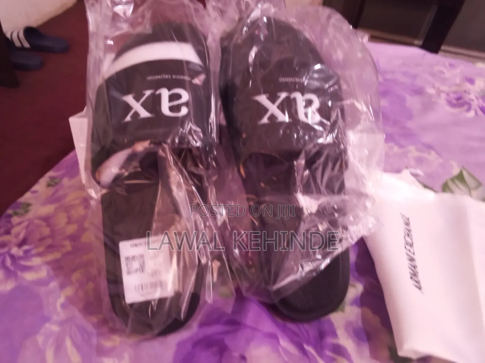 Slide With Dual Padded Inner Lining