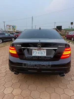 Mercedes-Benz C300 Sport Sedan AWD (3.0L 6cyl 7A) 2008 Black