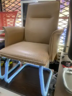 Big Executive Visitors Chair