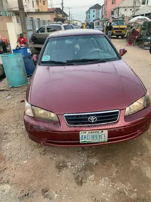 Toyota Camry 2002 Red