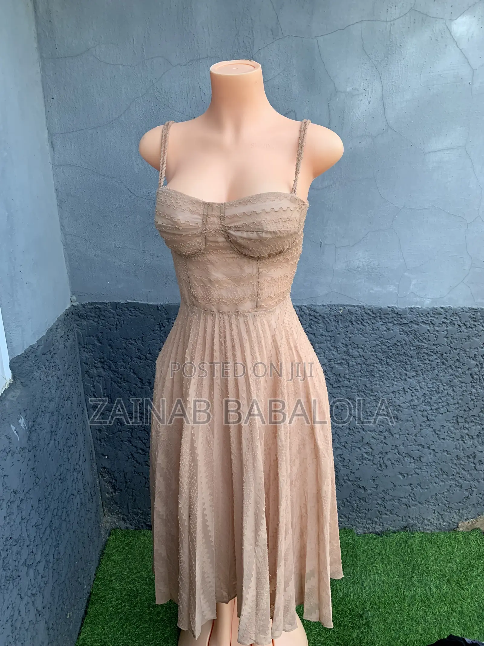 Short Gowns