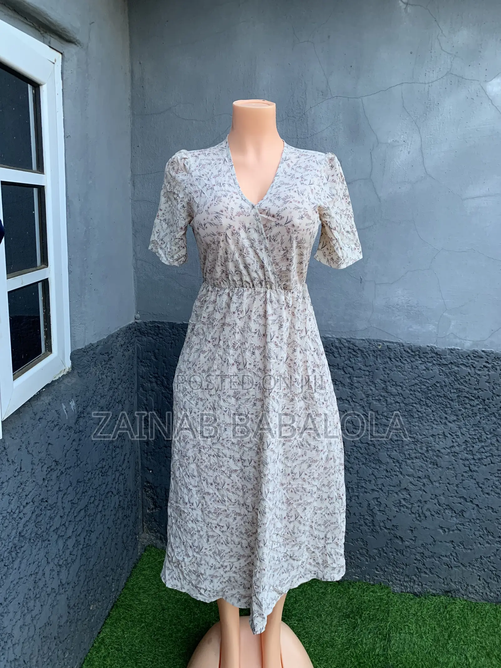Short Gowns