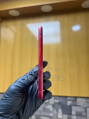 Apple iPhone 11 64 GB Red