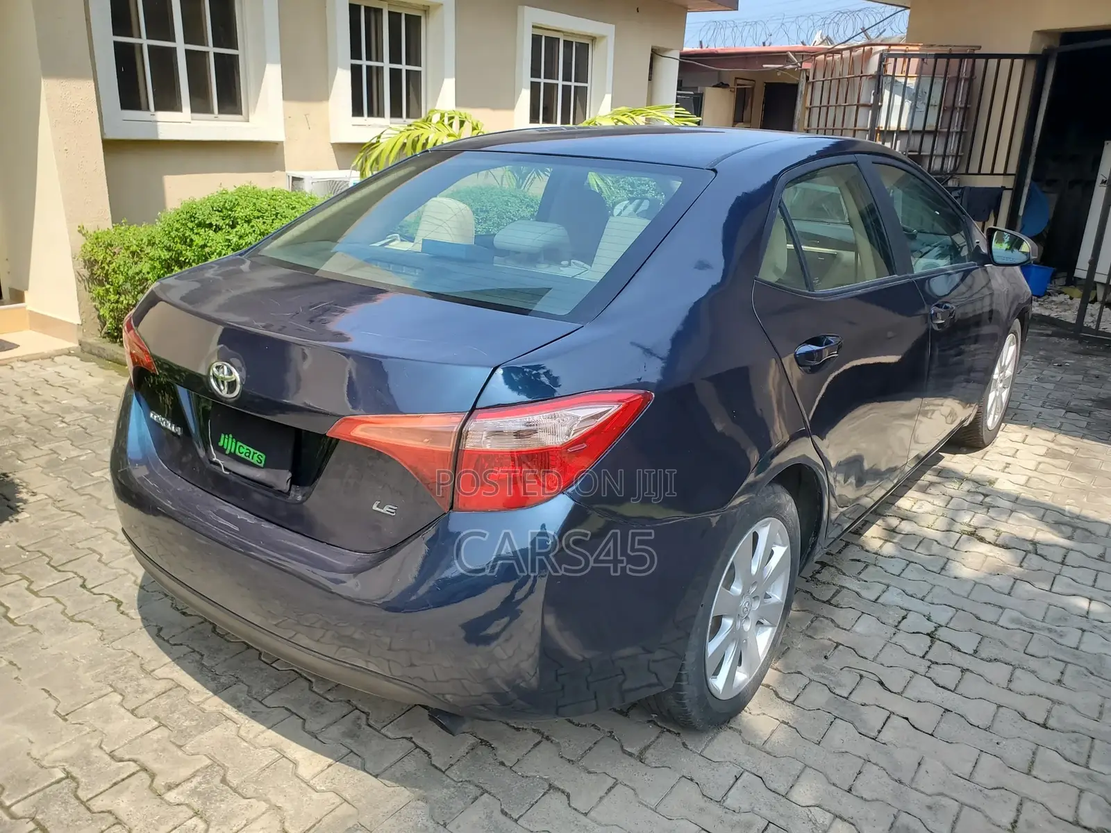 Toyota Corolla 2017 Green