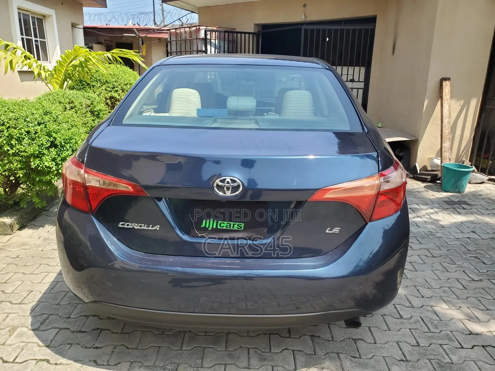 Toyota Corolla 2017 Green