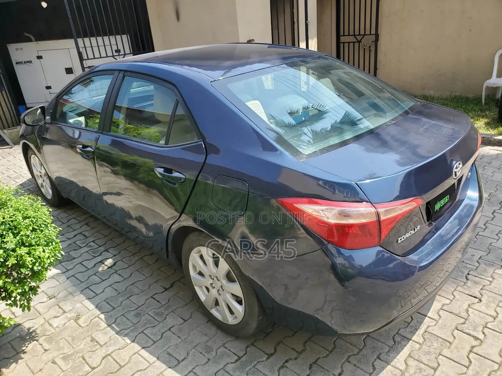 Toyota Corolla 2017 Green