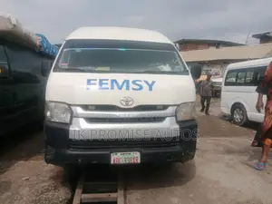 Toyota Harrier 2008 White