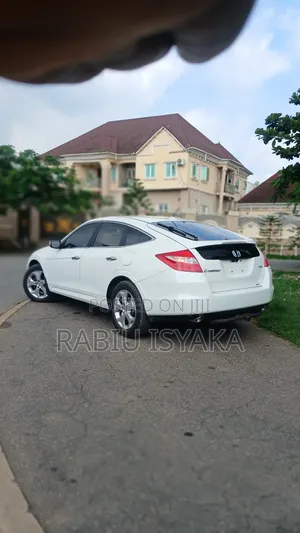Honda Crosstour 2013 White