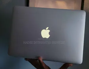 Laptop Apple MacBook Pro 8GB Intel Core i5 HDD 500GB