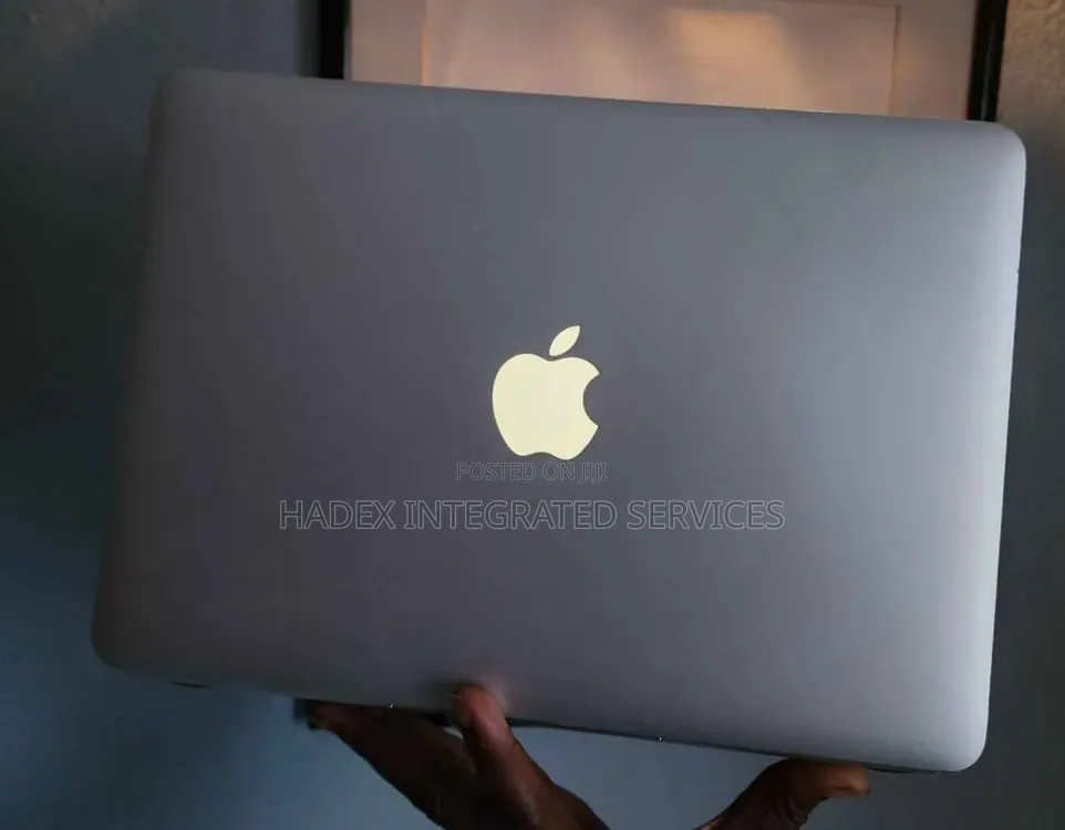Laptop Apple MacBook Pro 8GB Intel Core i5 HDD 500GB