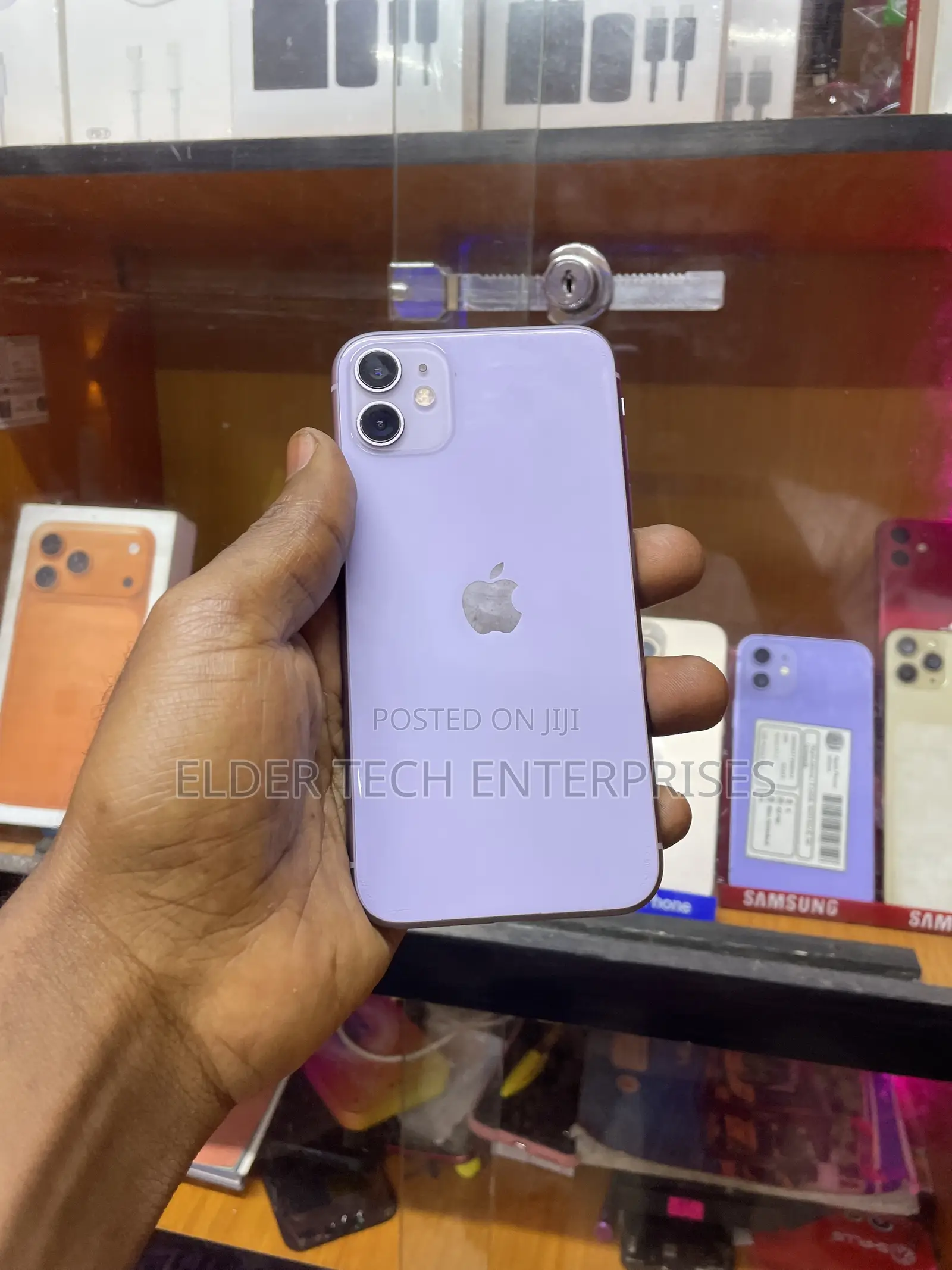 Apple iPhone 11 64 GB Gray