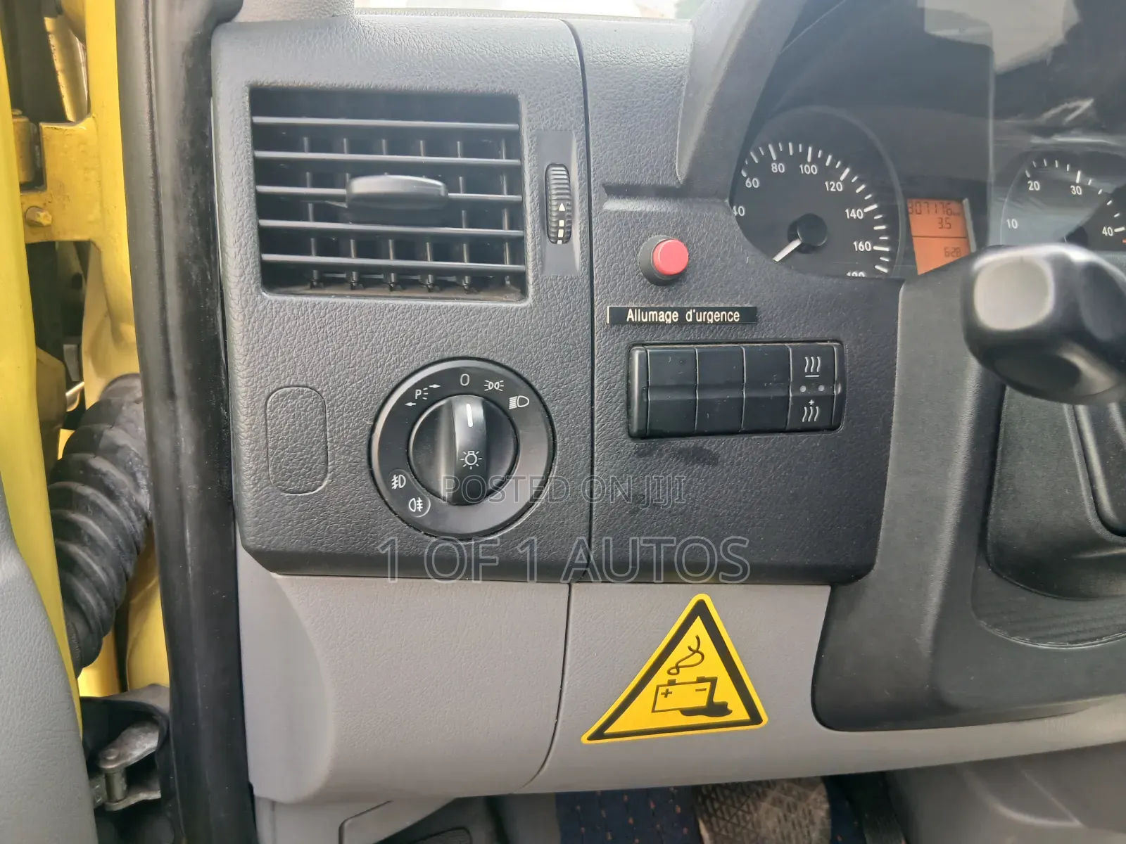 Mercedes-Benz Sprinter 2014 Yellow