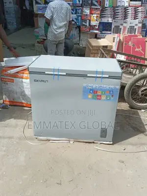 Chest Freezer Skyrun 200L