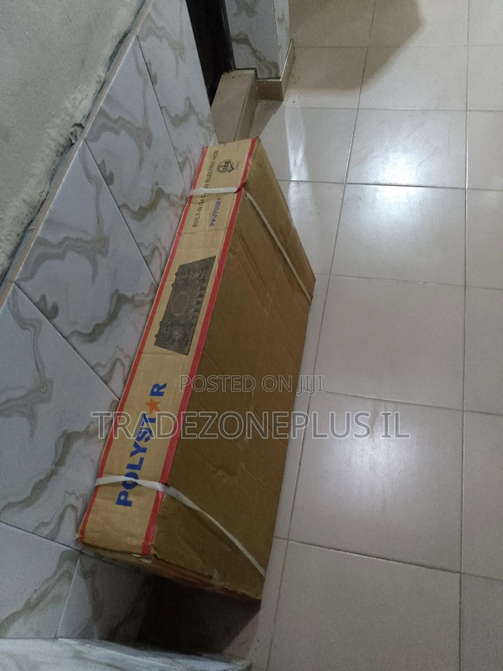 Premium Cooking With Polystar Inbuilt 4 Burner