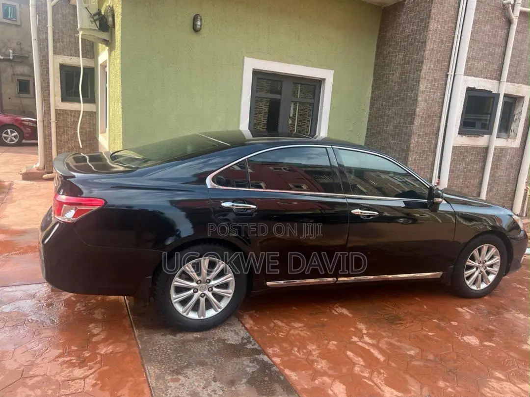 Lexus ES 2012 Black