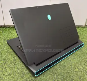 Laptop Alienware M15 R7 16GB Intel Core i7 SSD 1T