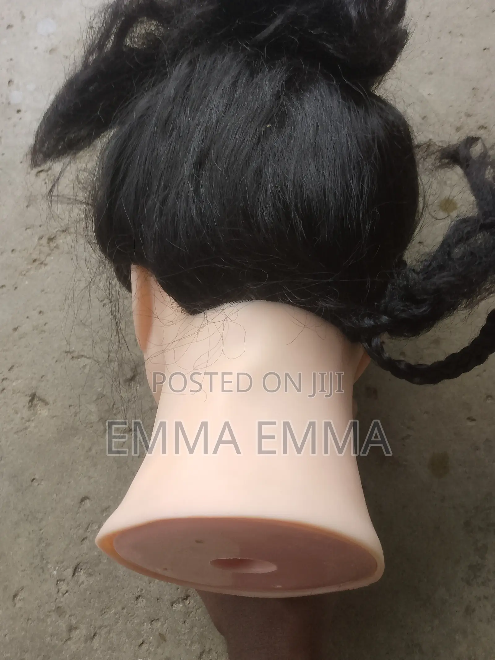 Mannequin Head With Hairs