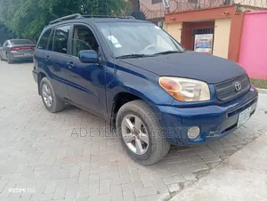 Toyota RAV4 2005 Blue