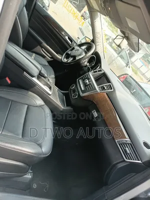 Mercedes-Benz M Class ML350 4MATIC 4dr SUV AWD (3.5L 6cyl 7A) 2014
