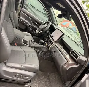 Toyota Tacoma 2024 Black