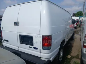 Ford E350 2010 White